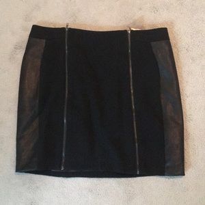 Mid rise, Black Skirt with Zippers